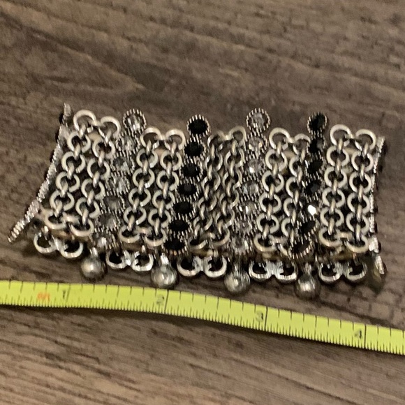2/$20 ⭐️ Beautiful Stretch Bracelet - Picture 4 of 5